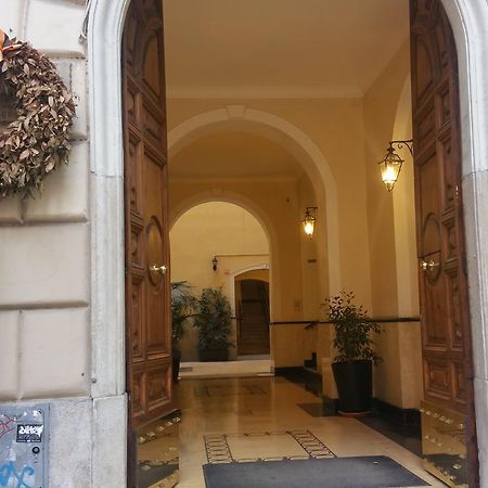 Merulana Holidays Roma Exterior foto