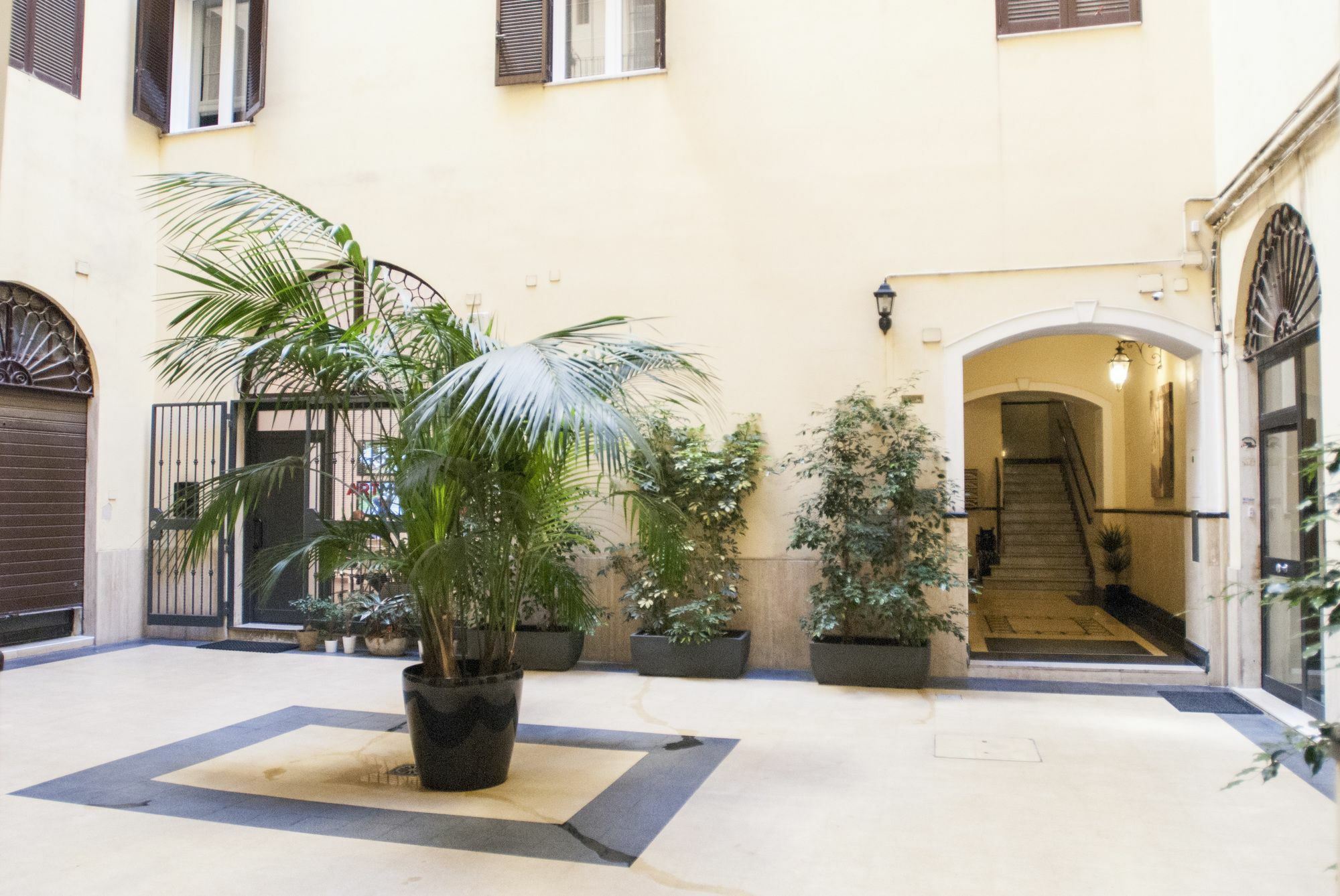 Merulana Holidays Roma Exterior foto